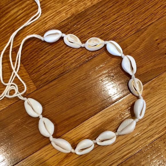 Pookah Shell Necklace - Picture 2 of 3